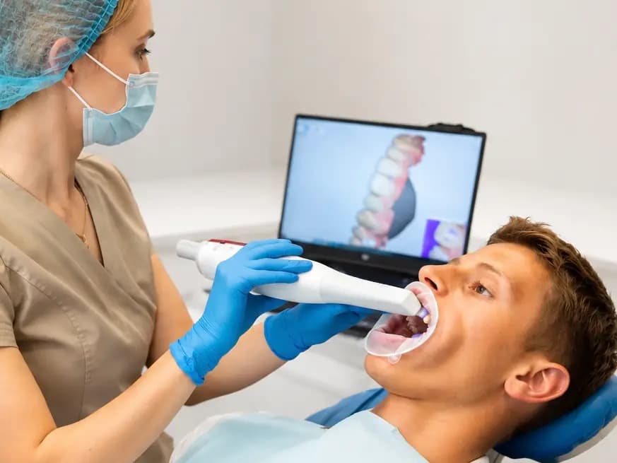 Scanare intraorală digitală a danturii